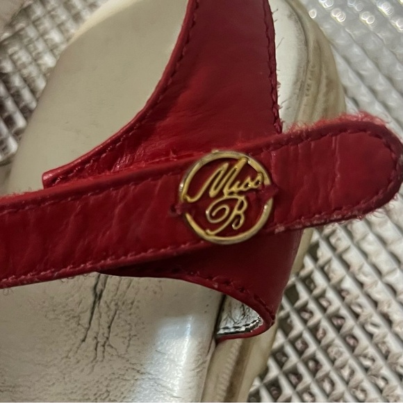 Miss Blumarine Red & White open toe Sandals with Sparkly studs - Picture 2 of 5